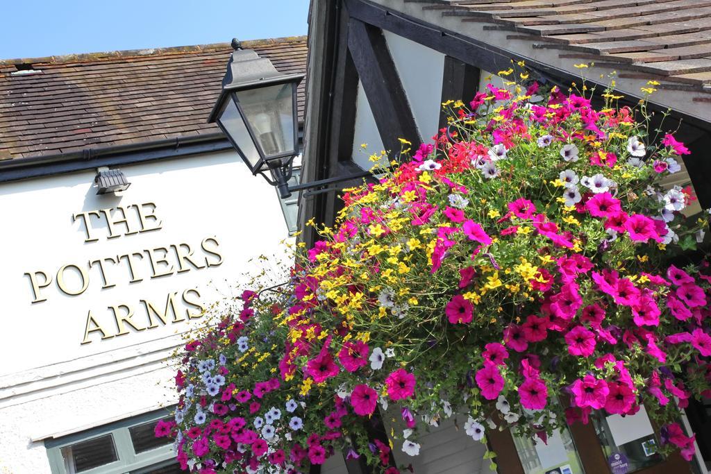 The Potters Arms Hotel Amersham Buitenkant foto