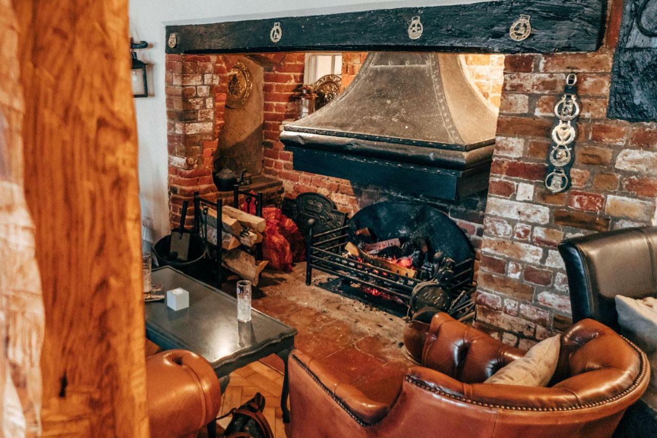 The Potters Arms Hotel Amersham Buitenkant foto